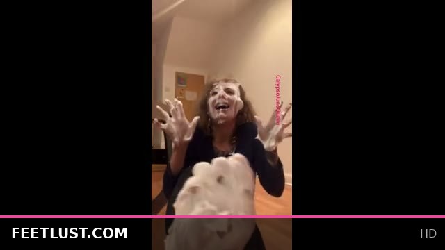 CalypsoJuneQueen enjoys messy foam pies on her feet, plus a bonus pie to the face!