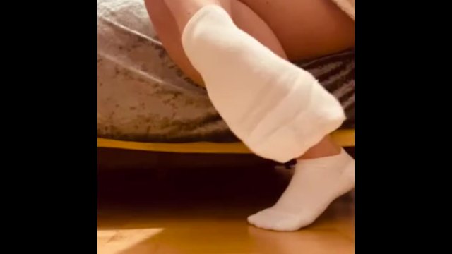 POV Femdom: Adoring My Sweaty, Stinky Socks!