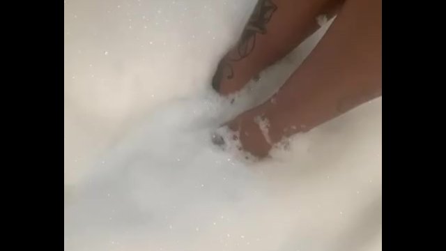 Dive into My Wet Feet Experience
