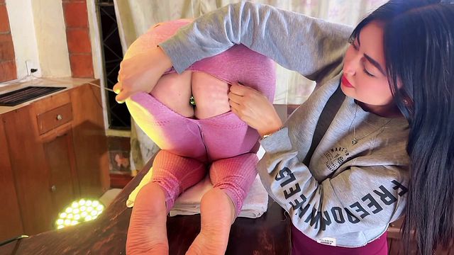 Bunny K's tight ass gets a plug from Zay Petite