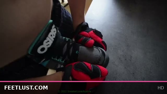 Shooting Loads on Osiris Shoes with Wet Engelbert Strauss
