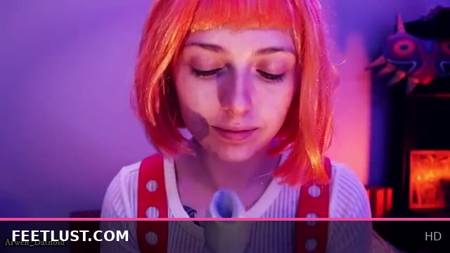 Leeloo Drops Eggs at the Wild Alien Party Feet & Soles Fetish Fun