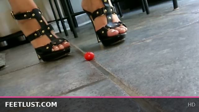 Silent Foot Fetish: Sensual Heel Crushing Play