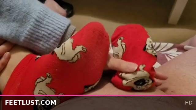 Mistress Darkshine Gets Intense Socksjob Wearing Red Pugs Socks on OnlyFans