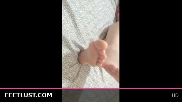 Sensual Foot Tease Featuring Petite, Small Feet Temptation